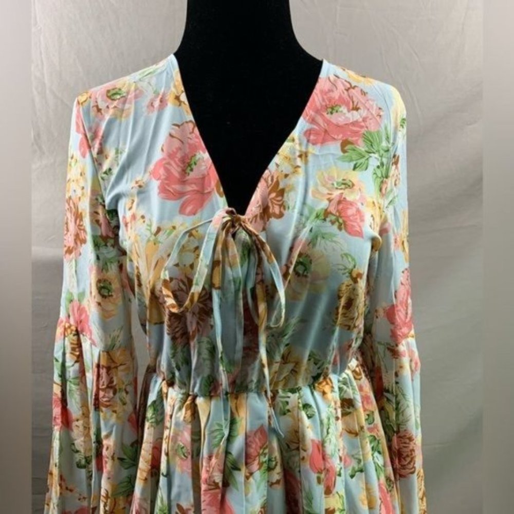Floral Print Pleated Dress - Picture 4 of 6